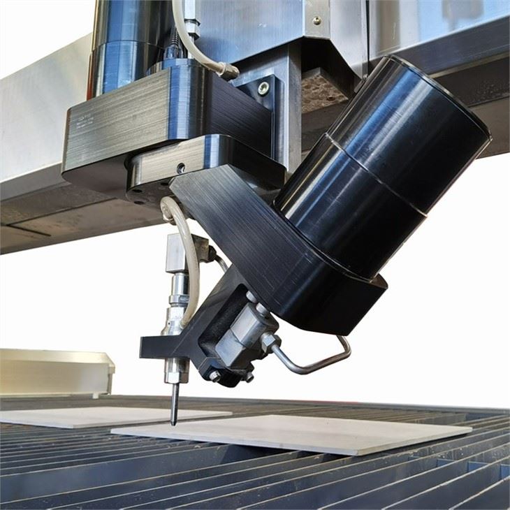 5 Axis Waterjet Cutter